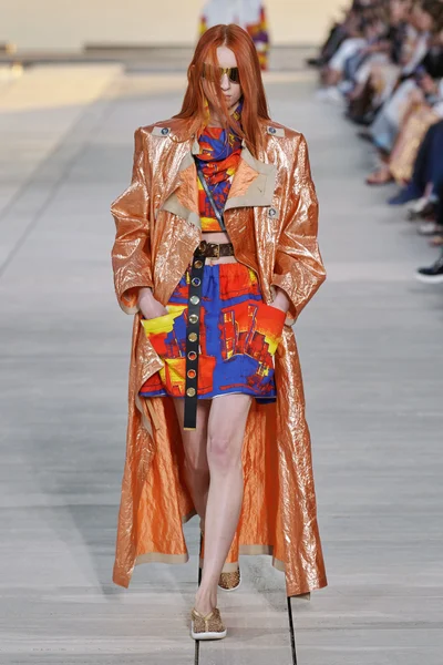 Look 22